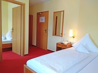 Familienzimmer mit extra Einzelbettzimmer&hellip;